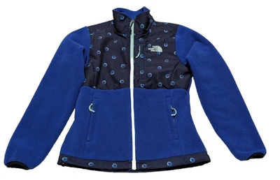 Chaqueta polar The North Face deletreada a lunares Denali con Polartec para mujer talla XS Foto 1 de 4