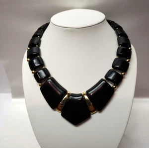 Collar de resina negra vintage firmado por NAPIER - Imagen 1 de 6