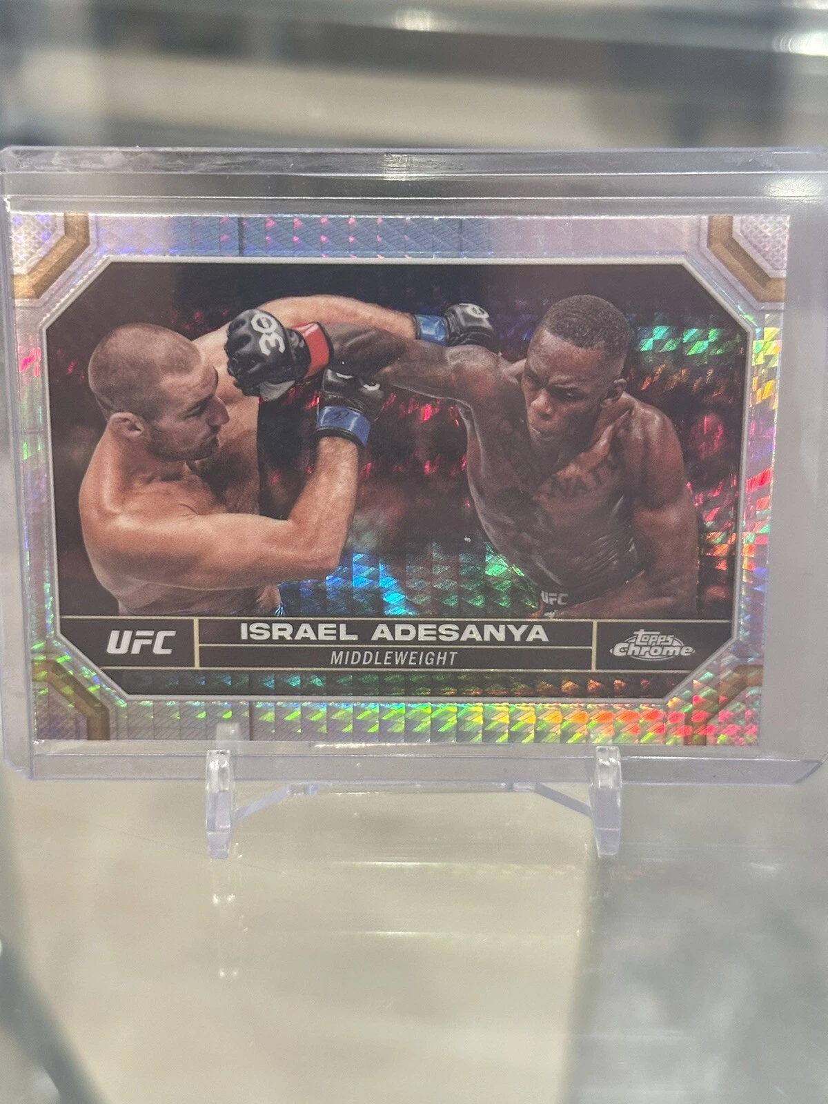 2024 Topps Chrome UFC Israel Adesanya Prism Hyper Refractor #81 ⭐️⭐️