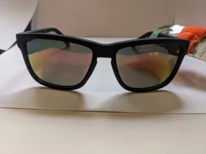 Caliblue Black w Yellow Lens Polarized Sunglasses 100% UVA/UVB with cord - Picture 1 of 8
