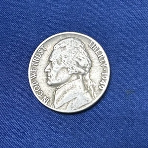 1949 Nickle - Picture 1 of 4