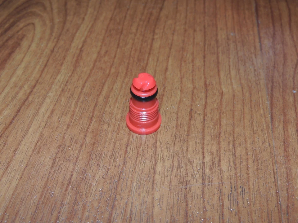 Nuevo - Cuerpo de boquilla genuino para pulverizador de mochila Solo 4 galones 475-101 Foto 1 de 1