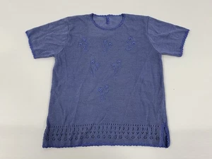 Vintage 1960s Blue knit top with embroidery size med excellent condition - Picture 1 of 4