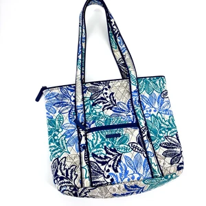 Vera Bradley Small Tote Quilted  Floral Summer Collection 2017 Blue & White - Picture 1 of 6