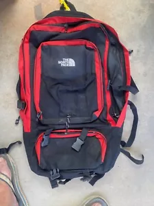 The North Face Hiking BackPack / Travel Bag Large BLACK & RED - Picture 1 of 2