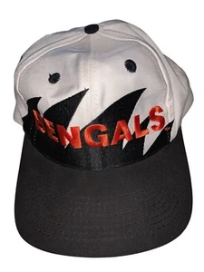 Cincinnati Bengals Shark Tooth Logo7 Hat SnapBack Rare Vintage 90s White Black - Picture 1 of 6