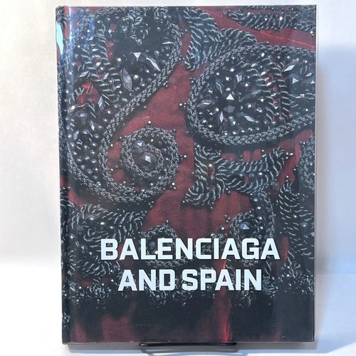 Balenciaga and Spain Fine Arts Muse of SF & Skira Rizzoli 2011 Fine w DJ