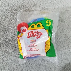 2000 McDonalds Happy Meal Spielzeug Tasche 9 Furby Giraffe rosa lila Punkte Schlüsselanhänger - Bild 1 von 2