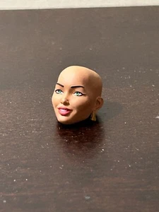 TEEGRA 1/12 1:12 ALT Cabeza Sonriendo SOLO Fuego y Hielo Bakshi Frazetta Niñas - Imagen 1 de 5