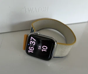 Apple Watch Series 7 41mm z tekstylną bransoletką - stal nierdzewna GPS + Cellular - Zdjęcie 1 z 4