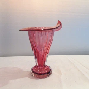 Cranberry Glass Ribbed Jack in the Pulpit Vase Vintage Hand Blown Art Glass 6.5" - Picture 1 of 12