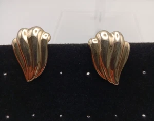 0.75" Vintage 1980s Gold Tone Classic Clip on Earrings - Bild 1 von 5
