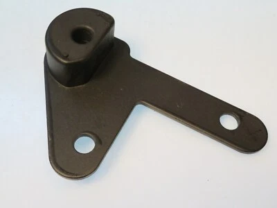 Montaje silenciador lateral del conductor trasero izquierdo de fábrica Jaguar XJ6 y XJ8 NNG6793AA Foto 1 de 4