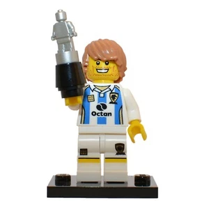 SOCCER PLAYER, Lego 8804, Series 4 Collectible Minifigures,  NEW & Loose - RARE! - Picture 1 of 6