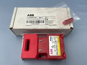 Interruptor de bloqueo de seguridad estándar de lengua ABB Jokab Safety 2TLA050001R1000 Mkey4 - Imagen 1 de 3