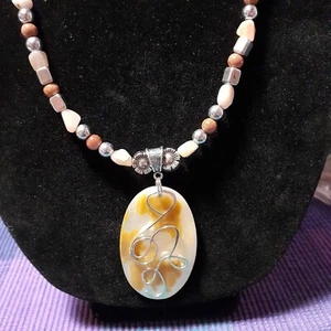 24" Handmade Silver Tone Goldstone Sunstone Shell Necklace - Picture 1 of 4