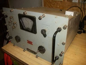 Misuratore sintonizzatore RF vintage modello TN188/UPM Military Lavoie Industries - Gigante - Foto 1 di 4