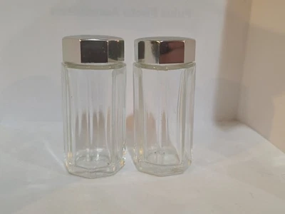 ANTIGO SHAKER DE SAL E PIMENTA ARCOROC da FRANÇA VINTAGE DÉCADA DE 1980 3. VIDRO TRANSPARENTE 5" - Imagem 1 de 4