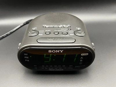 Sony Dream Machine AM/FM Dual Alarm Black Clock Radio Model ICF-C318 - Image 1 of 4