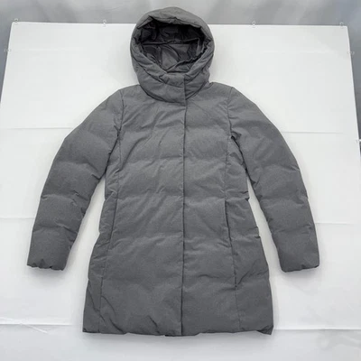 Abrigo Parka Uniqlo Sin Costuras Mujer Pequeño Resistente al Agua Puffer Chaqueta Con Capucha Foto 1 de 4