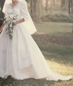Vintage 1990s Wedding Dress Thai Silk, Headpiece and Veil. - Picture 1 of 12