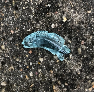 Fantastic unheated aquamarine special fish carving handmade design 6.05 carat - Image 1 of 4