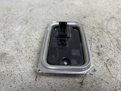 Módulo de control de lámpara delantera Mercedes Benz GLB250 2024 número de pieza OEM 2139002834 Foto 1 de 4