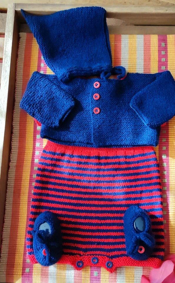 Conjunto lana bebé chaqueta, ranita, zapatos y capota 0 meses. Hecho a mano.  - Imagen 1 de 3