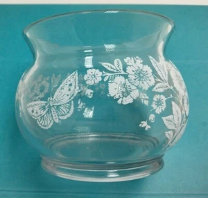 Butterfly Vase Bowl Glass Globe White Flowers Vintage Wedding Mothers Day - Picture 1 of 12