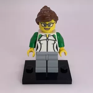 LEGO MINIFIGURE CTY0784 FEMALE NEWSSTAND WORKER SWEATSHIRT 60154 BUS STATION - Picture 1 of 4