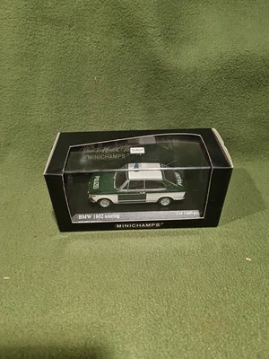 MINICHAMPS 021190 BMW 1802 TURING 1972  POLIZEI MUNCHEN GERMANY 1:43 - Immagine 1 di 4