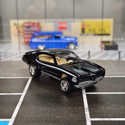 1/64 Johnny Lightning 1969 Pontiac GTO  New Car 69 Muscle Cars USA Diecast Black - Image 1 of 4