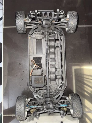 Team Associated Tc3 Roller 4wd Parts Car Project With  Working Motor  - Image 1 of 4