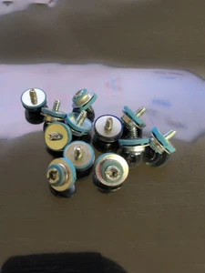 Lotto di 12 viti di montaggio disco rigido HP desktop 3,5" blu  - Foto 1 di 2