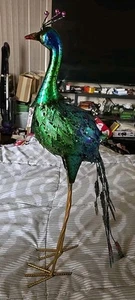 24" H Metall stehender mehrfarbiger Pfau Skulptur - Bild 1 von 4