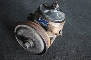 Mercedes R107 C107 W116 Servopumpe Lenkhelfpumpe Vickers Typ 25 82 Bar - Bild 1 von 2