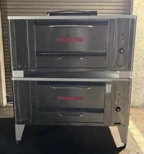 Pizza Deck Oven Blodgett 1000 Double Stack, Natural Gas, 120K BTU, Double Burner - Picture 1 of 6