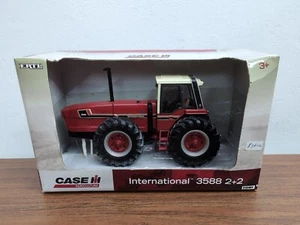 1/32 Ertl Farm Toy Case IH International 3588 Tractor 2+2 - Picture 1 of 4