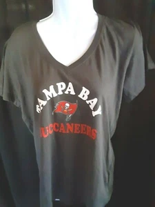 Tampa Bay Buccaneers NFL Women's Majestic Shirt Small or Large - Picture 1 of 4