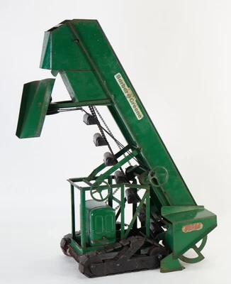 1946 Doepke Barber Greene  Bucket Loader Works Pressed Steel #HA61 - Image 1 of 4