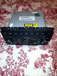 2007 - 2014 Dodge Chrysler Jeep OEM Stereo Radio CD Player P05064411AF OEM - Foto 1 di 14