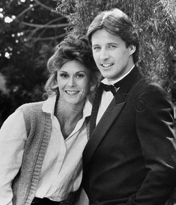 Bruce Boxleitner 8x10 Photo 82025-18 Kate Jackson Scarecrow and Mrs. King - Picture 1 of 1