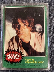 1977 Topps Star Wars #258 Fighting Impossible Odds - quasi nuovo - quasi nuovo - Foto 1 di 2