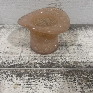 Fenton Vidrio Margarita Botón Arándano Rosa Opaco Crema Sombrero Soporte Palillo de Dientes - Imagen 1 de 6