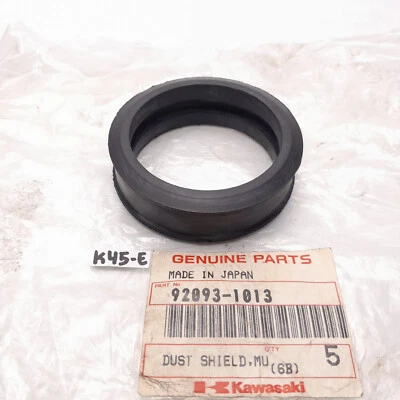 Kawasaki KE125 KE175 KE250 KDX400 Muffler Dust Shield P/N 92093-1013 Nos Genuine - Изображение 1 из 4