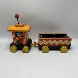 VTG 2  Fisher Price #999 Wooden HUFFY PUFFY TRAIN CARS~RAILROAD Caboose 1960's - Picture 1 of 6
