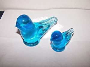 2 VINTAGE 1993 FENTON FIRMADO RON RAY VIDRIO AZUL PÁJAROS DE LA FELICIDAD - Imagen 1 de 4