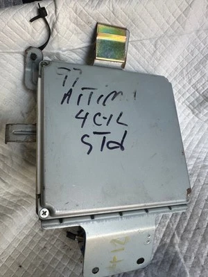 Módulo informático motor Nissan Altima 1997 Ja18F65 Ez1 OEM (AA 412) Foto 1 de 4
