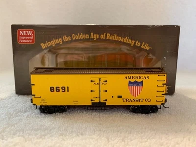 Roundhouse #85463 HO Scale American Transit Co. 36' Wood Reefer #8691 - Image 1 of 4