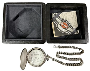 Reloj de Bolsillo Harley Davidson 95 Aniversario Cristal Está Fuera - No Permanecerá Cerrado (TAL CUAL) - Imagen 1 de 9